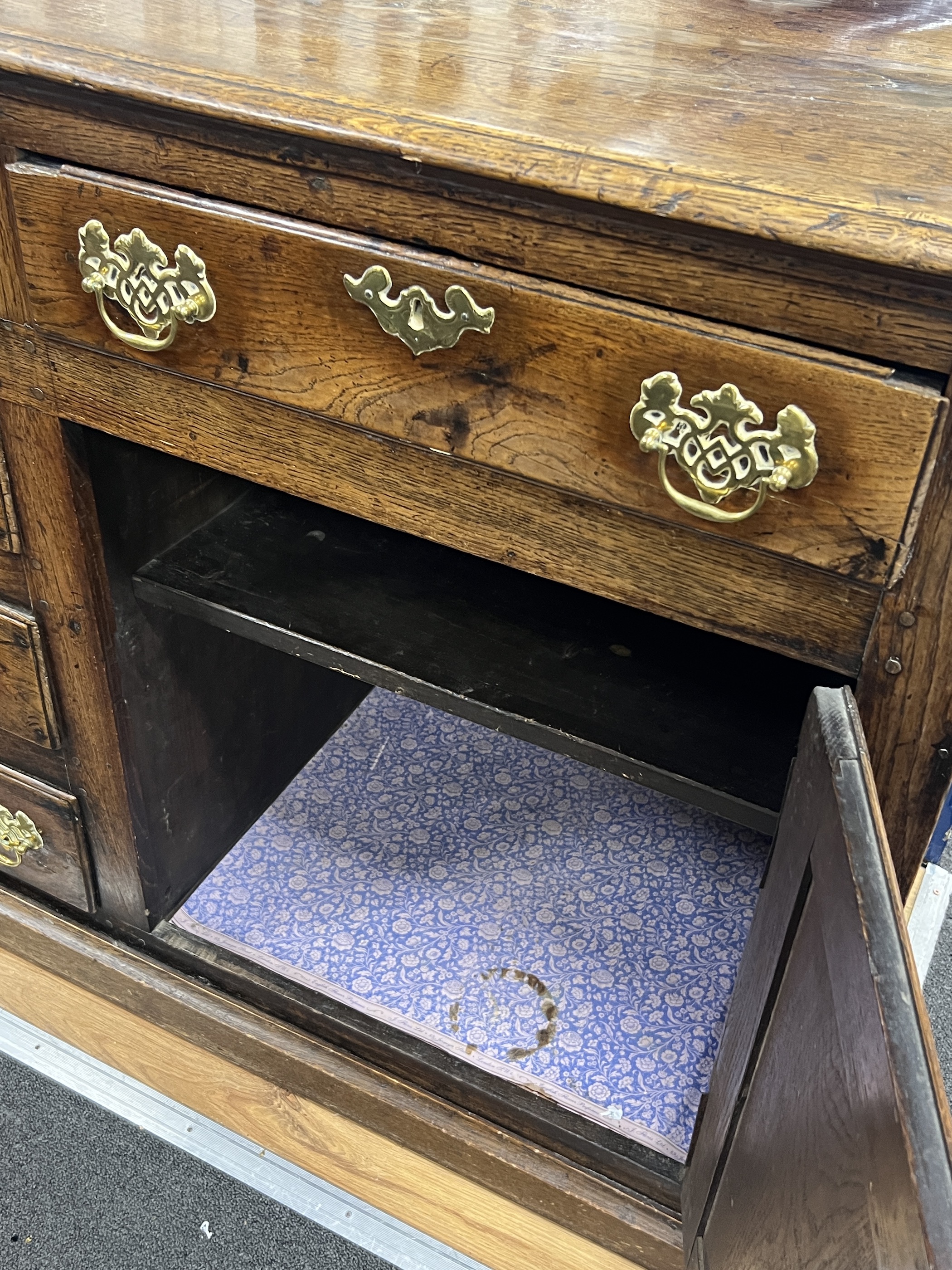 An 18th century oak low dresser, width 192cm, depth 51cm, height 89cm